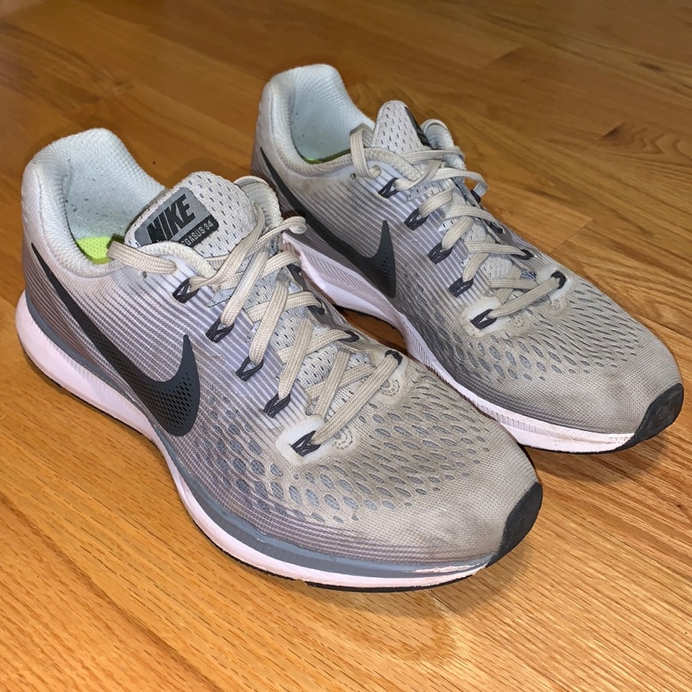 Nike Air Zoom Pegasus 34 Size Women’s 8.5 Gray